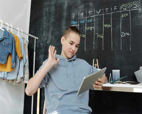 南宁代孕复杂吗的过程需要多长时间